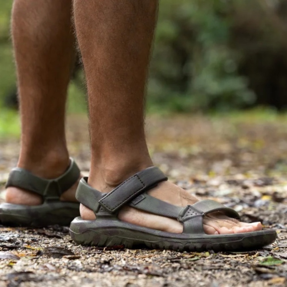 Teva Hurricane Drift Strap Sandals Size Women’s 10 Mens 8